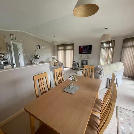 Ness Lodge Little Habton Buitenkant foto
